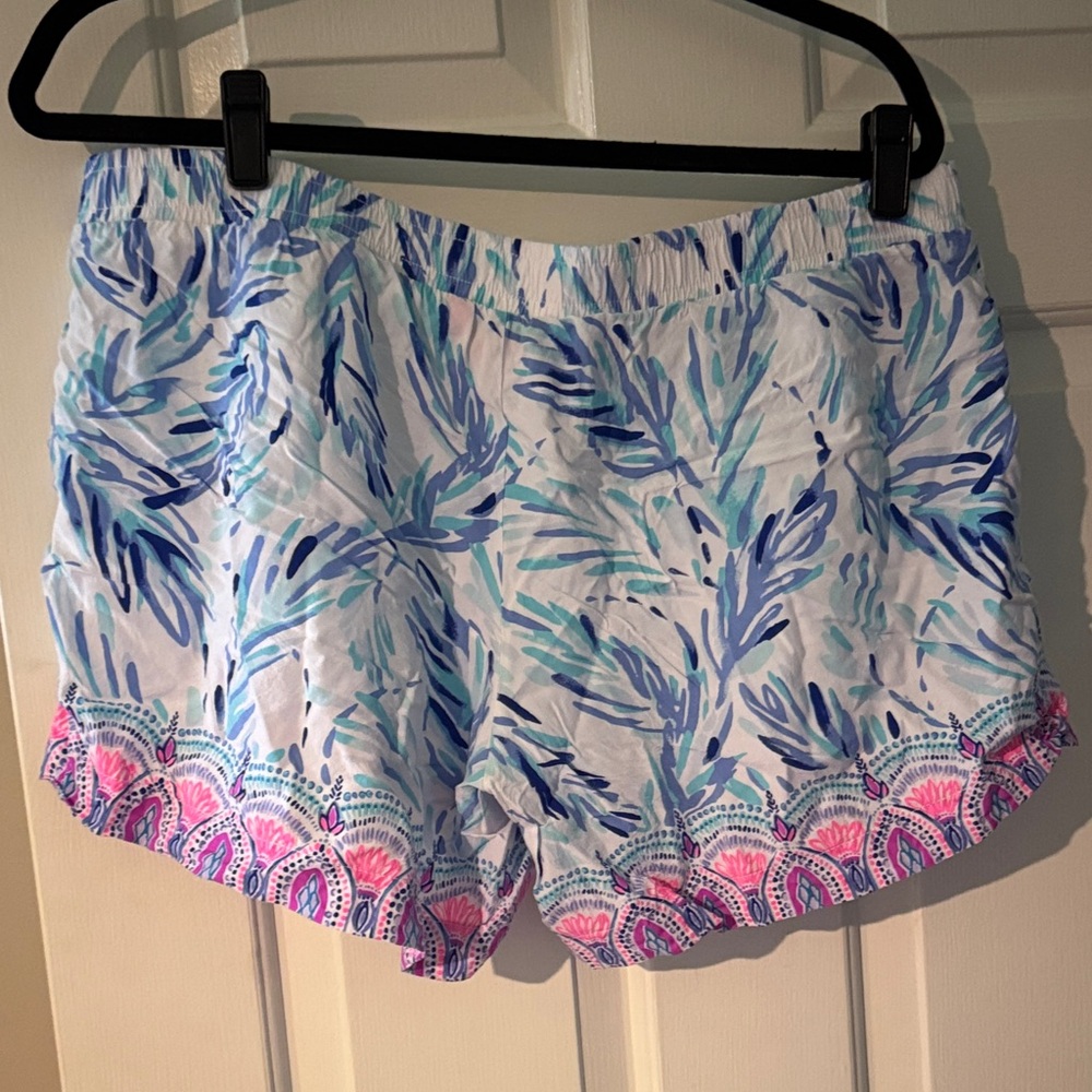 Lilly Pulitzer Katia Shorts In Flock Together - Picture 2 of 3